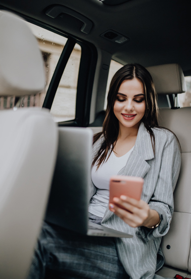 Read more about the article Lynden Pindling airport transfer