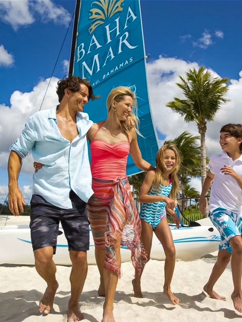 Read more about the article Private Limo Service Nassau