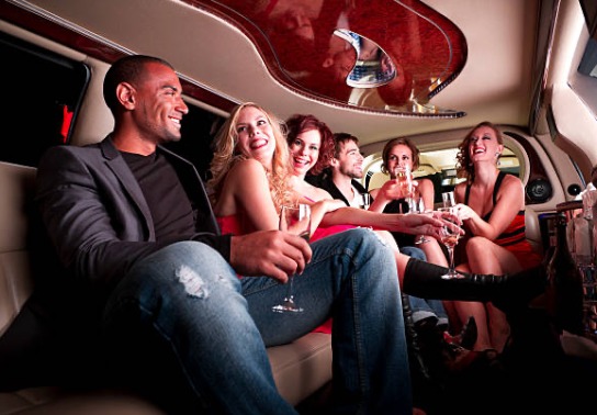 You are currently viewing Luxury Transportation Services Nassau